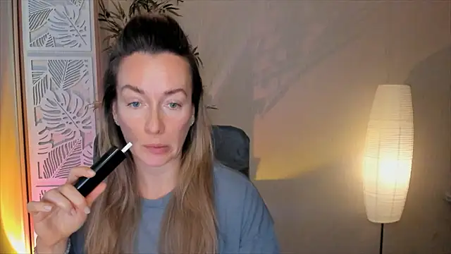 RebeccaMartinez online show from 02/06/26, 05:45