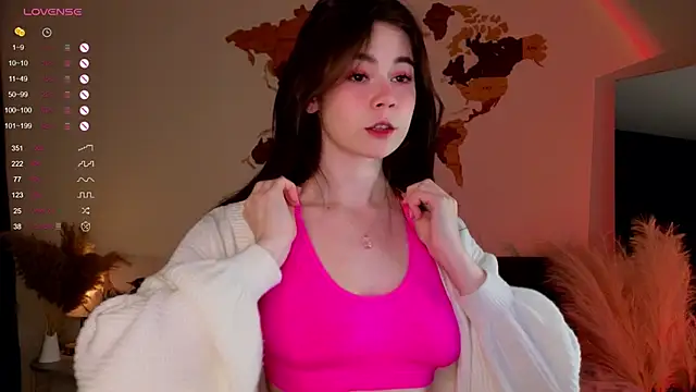 Snapshot of AuroraMari chatting on 01/30/25, 11:24 AuroraMari online show from 01/30/25, 11:24