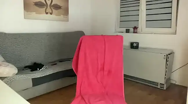 Snapshot of alejandrobg@xh chatting on 12/17/24, 05:15 alejandrobgxh online show from 12/17/24, 05:15