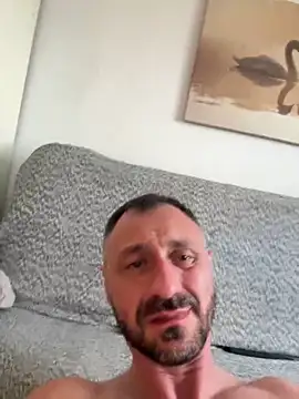 Snapshot of alejandrobg@xh chatting on 02/15/25, 01:27 alejandrobgxh online show from 02/15/25, 01:27