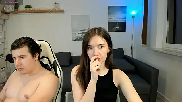 PollyFlame online show from 02/03/25, 10:21