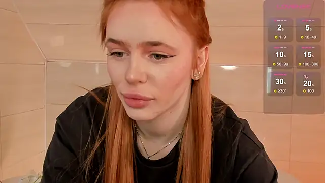 Phoenix Margo online show from 10/21/25, 02:56