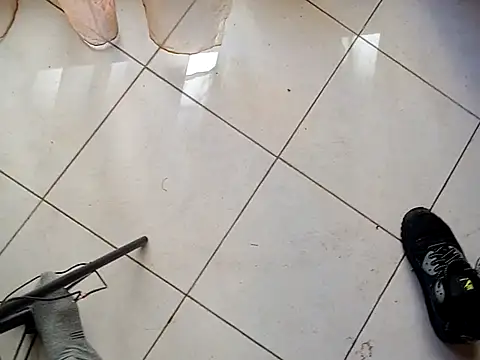 Snapshot of xcbfg chatting on 10/08/25, 01:20 xcbfg online show from 10/08/25, 01:20