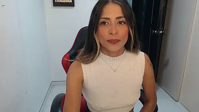 Liamiler01  online show from 11/25/25, 11:38