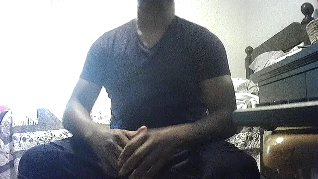 Snapshot of ThugDick79 chatting on 06/17/26, 04:52 ThugDick79 online show from 06/17/26, 04:52