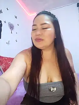 Snapshot of violet_moore chatting on 02/15/25, 08:43 violet moore online show from 02/15/25, 08:43