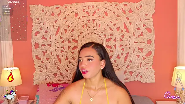 Snapshot of MalaikaBrown chatting on 07/19/26, 04:27 MalaikaBrown online show from 07/19/26, 04:27