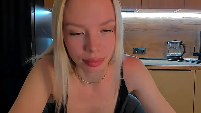 Snapshot of Olivia_Bells chatting on 05/08/26, 09:20 Olivia Bells online show from 05/08/26, 09:20