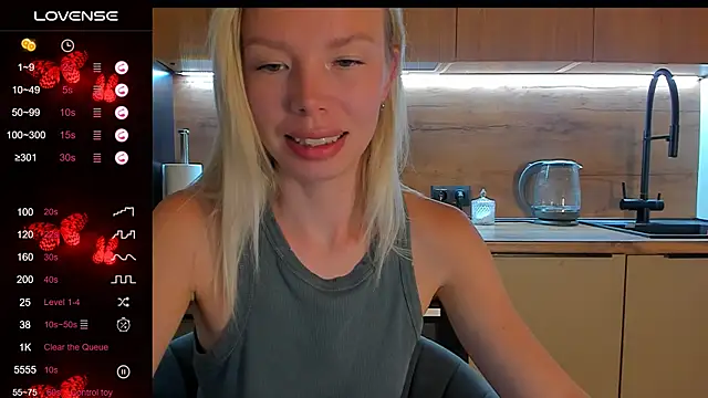 Snapshot of Olivia_Bells chatting on 08/02/26, 11:03 Olivia Bells online show from 08/02/26, 11:03