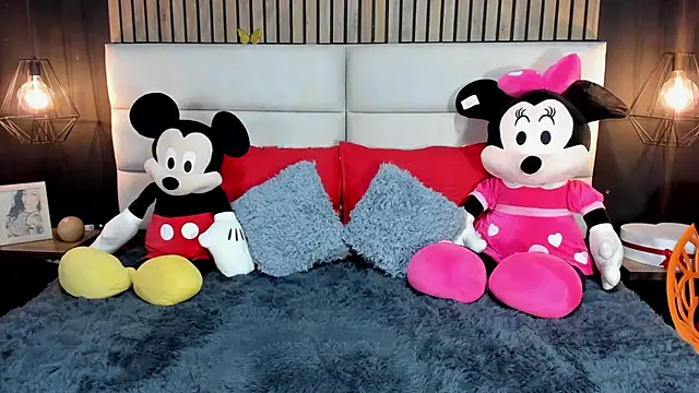 NiicolleMiller online show from 02/28/25, 06:31