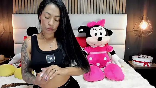 NiicolleMiller online show from 03/06/25, 02:41