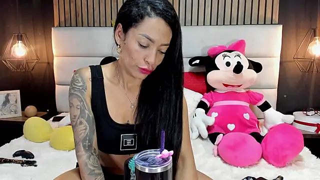 NiicolleMiller online show from 03/06/25, 03:35