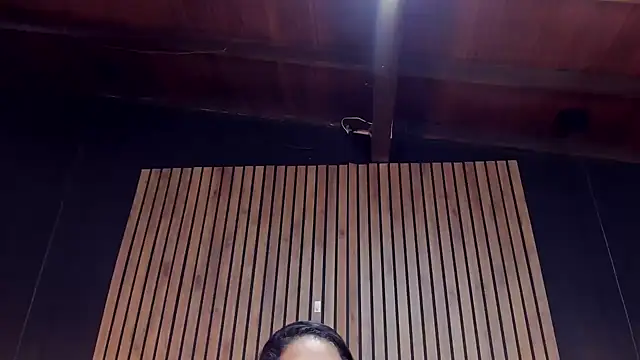 NiicolleMiller online show from 10/05/25, 02:43