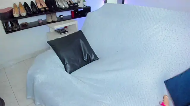 BellaFlaming online show from 02/02/26, 10:47