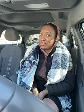 Snapshot of Iceblanca chatting on 02/07/26, 03:38 Iceblanca online show from 02/07/26, 03:38