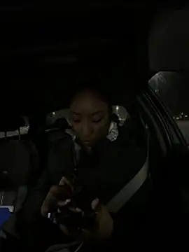 Snapshot of Iceblanca chatting on 02/10/26, 04:16 Iceblanca online show from 02/10/26, 04:16