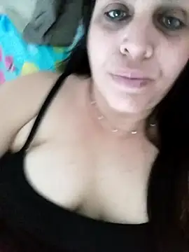 Snapshot of CRUELLAXX chatting on 12/08/24, 08:36 CRUELLAXX online show from 12/08/24, 08:36