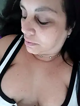 Snapshot of CRUELLAXX chatting on 01/29/25, 09:44 CRUELLAXX online show from 01/29/25, 09:44