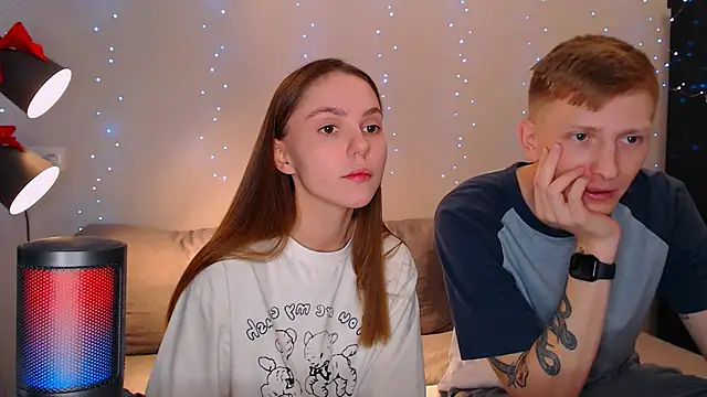 Snapshot of juliaanddima chatting on 12/29/24, 12:09 juliaanddima online show from 12/29/24, 12:09