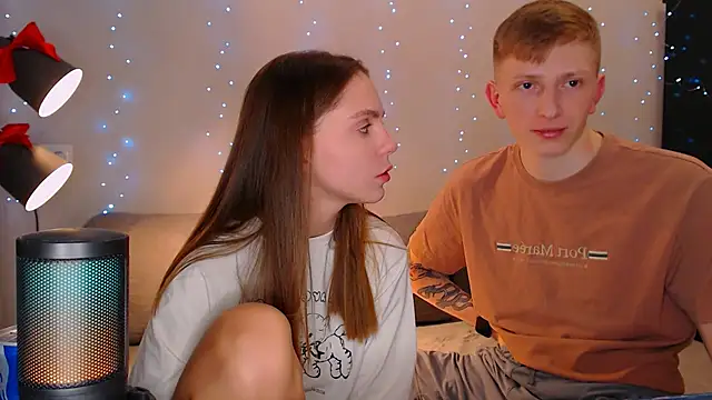 Snapshot of juliaanddima chatting on 12/29/24, 08:48 juliaanddima online show from 12/29/24, 08:48