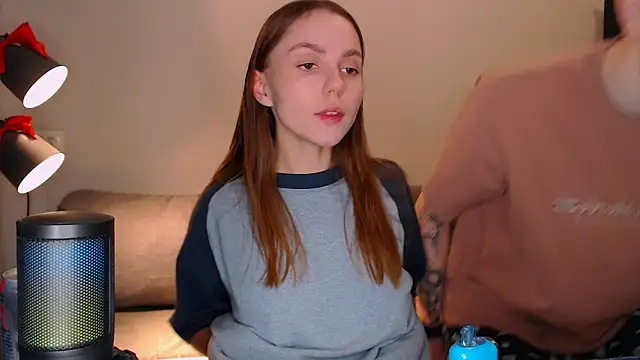 Snapshot of juliaanddima chatting on 01/08/25, 10:27 juliaanddima online show from 01/08/25, 10:27