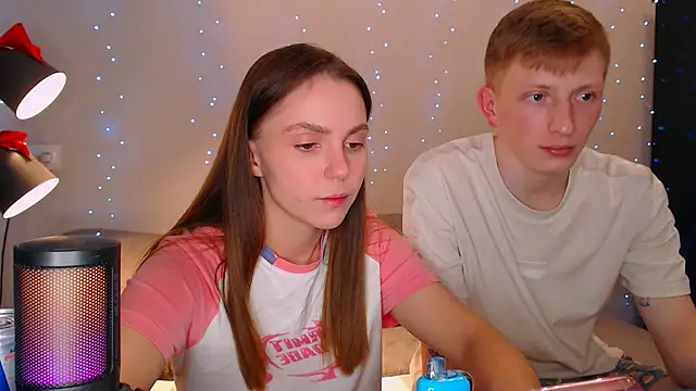 Snapshot of juliaanddima chatting on 01/09/25, 08:22 juliaanddima online show from 01/09/25, 08:22