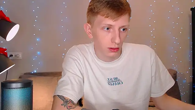 Snapshot of juliaanddima chatting on 01/13/25, 01:13 juliaanddima online show from 01/13/25, 01:13