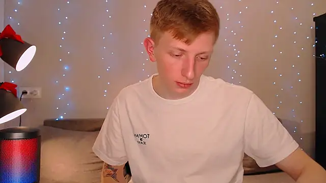 Snapshot of juliaanddima chatting on 01/15/25, 08:58 juliaanddima online show from 01/15/25, 08:58