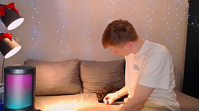 Snapshot of juliaanddima chatting on 01/21/25, 12:25 juliaanddima online show from 01/21/25, 12:25