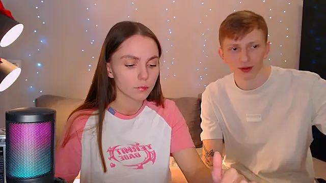 Snapshot of juliaanddima chatting on 01/26/25, 12:48 juliaanddima online show from 01/26/25, 12:48