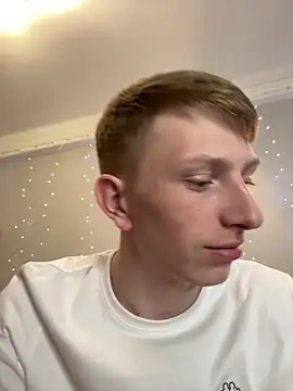 Snapshot of juliaanddima chatting on 02/06/25, 09:49 juliaanddima online show from 02/06/25, 09:49