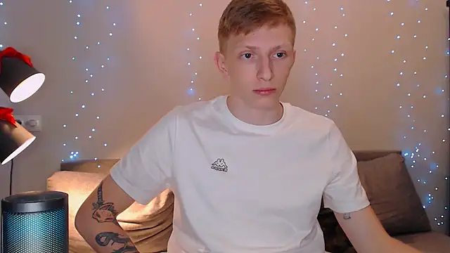 Snapshot of juliaanddima chatting on 02/12/25, 08:50 juliaanddima online show from 02/12/25, 08:50