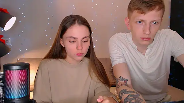 Snapshot of juliaanddima chatting on 02/14/25, 09:10 juliaanddima online show from 02/14/25, 09:10