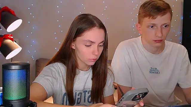 Snapshot of juliaanddima chatting on 02/18/25, 09:31 juliaanddima online show from 02/18/25, 09:31