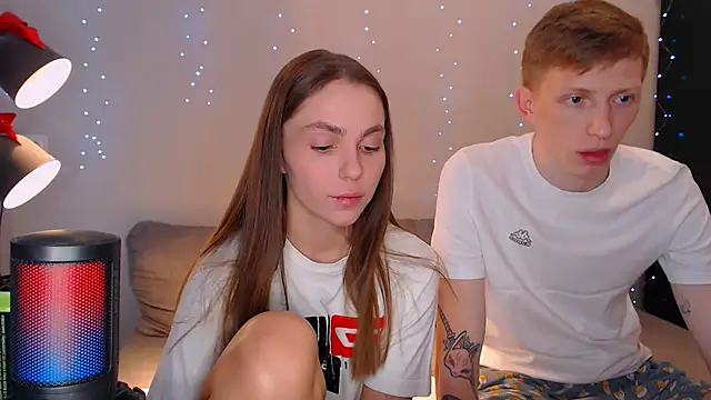 Snapshot of juliaanddima chatting on 02/25/25, 06:58 juliaanddima online show from 02/25/25, 06:58