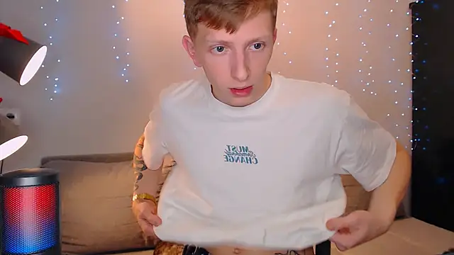 Snapshot of juliaanddima chatting on 03/07/25, 08:44 juliaanddima online show from 03/07/25, 08:44