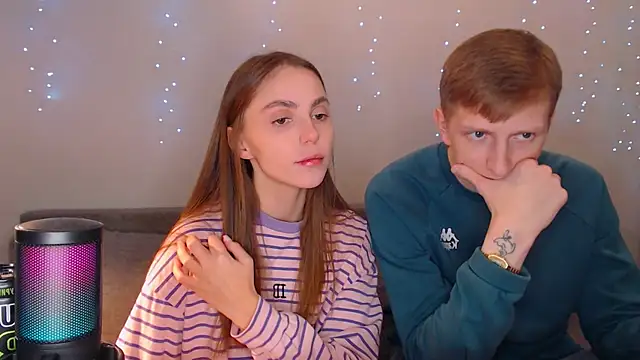 Snapshot of juliaanddima chatting on 03/14/25, 07:12 juliaanddima online show from 03/14/25, 07:12