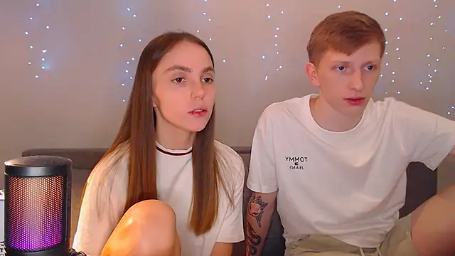 Snapshot of juliaanddima chatting on 03/16/25, 08:21 juliaanddima online show from 03/16/25, 08:21