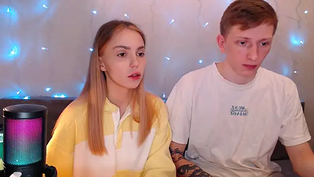 Snapshot of juliaanddima chatting on 10/01/25, 09:32 juliaanddima online show from 10/01/25, 09:32