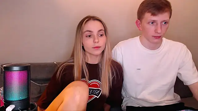 Snapshot of juliaanddima chatting on 12/04/25, 10:29 juliaanddima online show from 12/04/25, 10:29