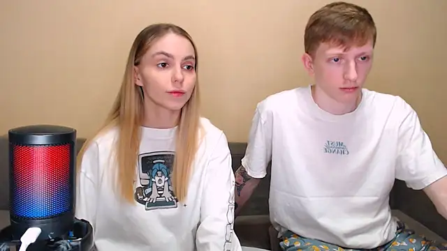 juliaanddima online show from 02/05/26, 09:25