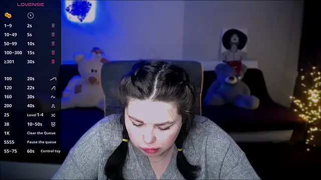 Snapshot of Emily_Mo chatting on 01/11/25, 06:24 Emily Mo online show from 01/11/25, 06:24