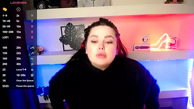 Snapshot of Emily_Mo chatting on 01/18/25, 06:24 Emily Mo online show from 01/18/25, 06:24