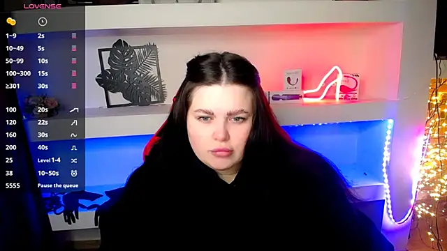 Snapshot of Emily_Mo chatting on 01/19/25, 06:42 Emily Mo online show from 01/19/25, 06:42