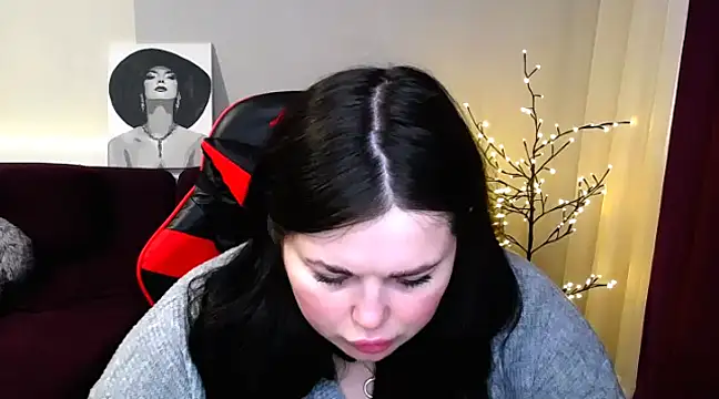 Snapshot of Emily_Mo chatting on 03/01/25, 06:35 Emily Mo online show from 03/01/25, 06:35