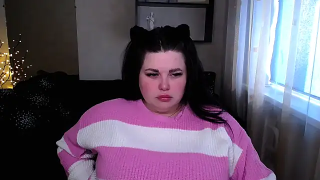 Snapshot of Emily_Mo chatting on 03/19/25, 06:24 Emily Mo online show from 03/19/25, 06:24