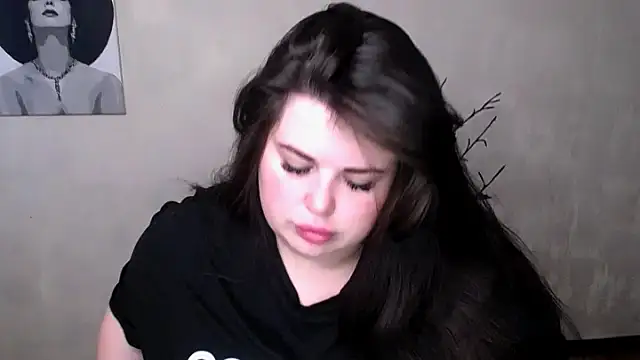 Snapshot of Emily_Mo chatting on 09/19/25, 05:09 Emily Mo online show from 09/19/25, 05:09