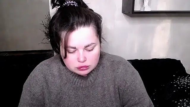 Snapshot of Emily_Mo chatting on 10/22/25, 05:30 Emily Mo online show from 10/22/25, 05:30