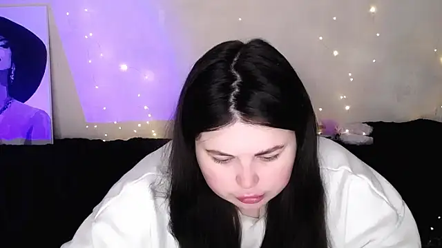 Emily Mo online show from 02/24/26, 06:44