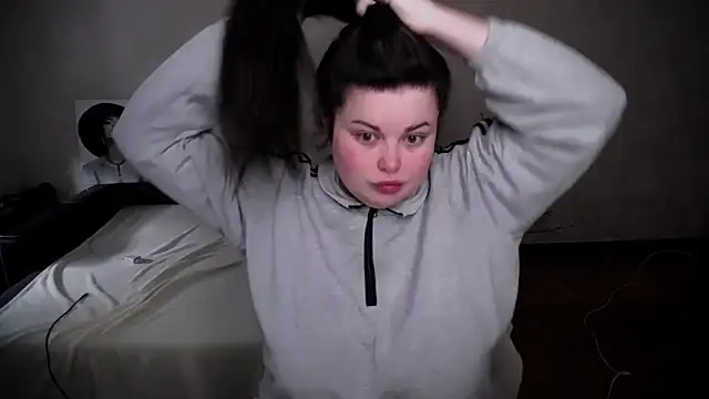 Emily Mo online show from 04/22/26, 06:16